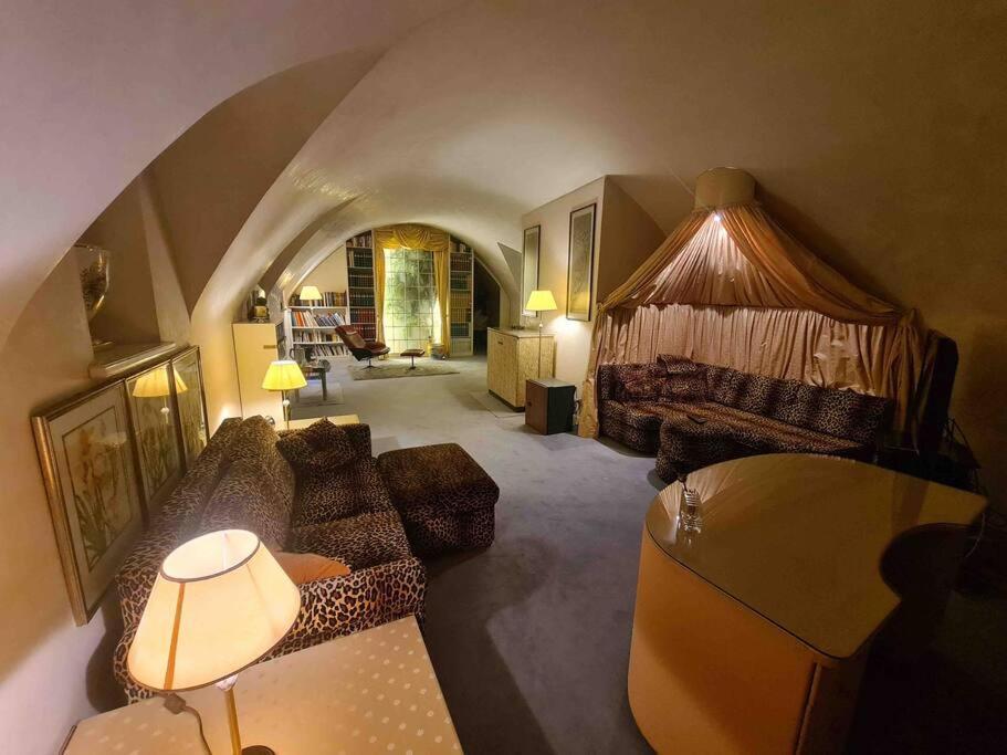 Domus Aurea Apartment Болзано Екстериор снимка